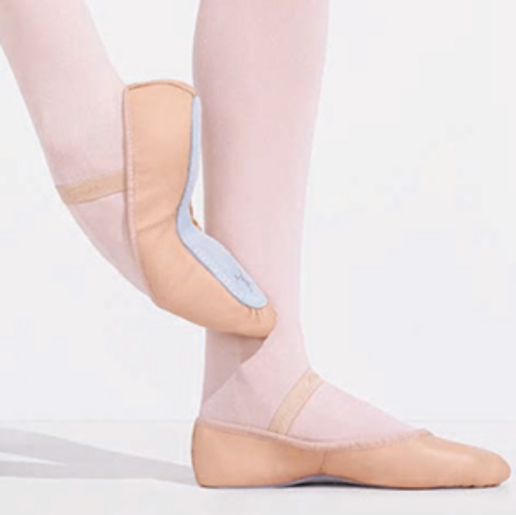 Capezio Shoes Capezio Daisy Pink Leather Ballet Shoe Child 25 45 M